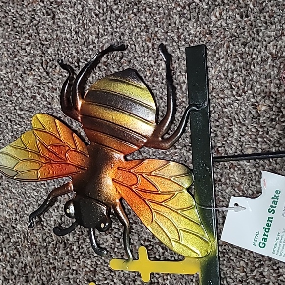 NEW, BEE BUNDLE - Picture 3 of 13